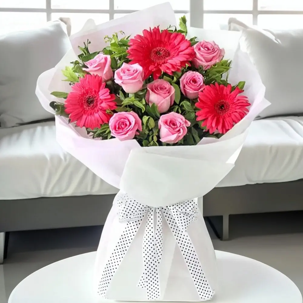 Beautiful Roses & Gerberas Bouquet