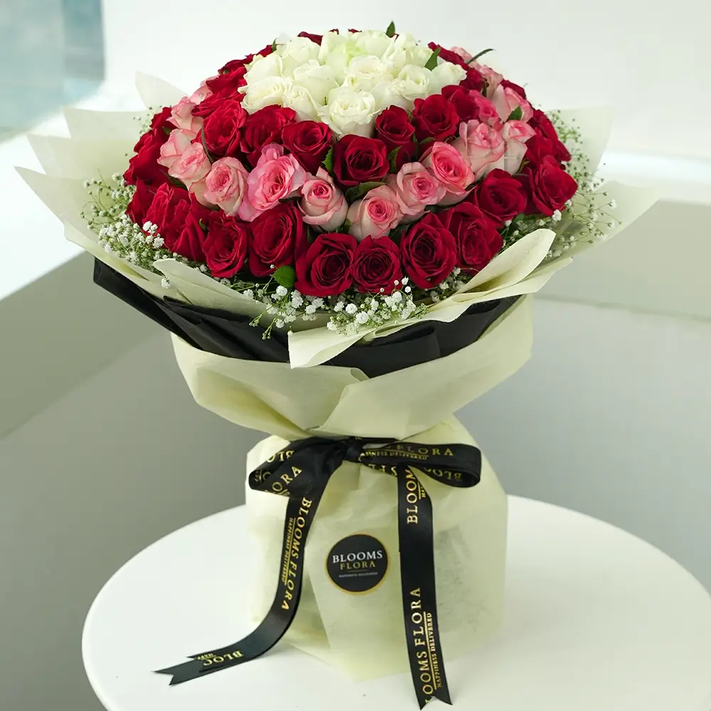 100 mixed roses bouquet