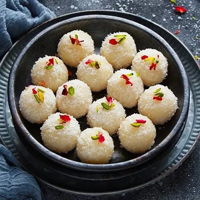 1 kg Coconut Laddu