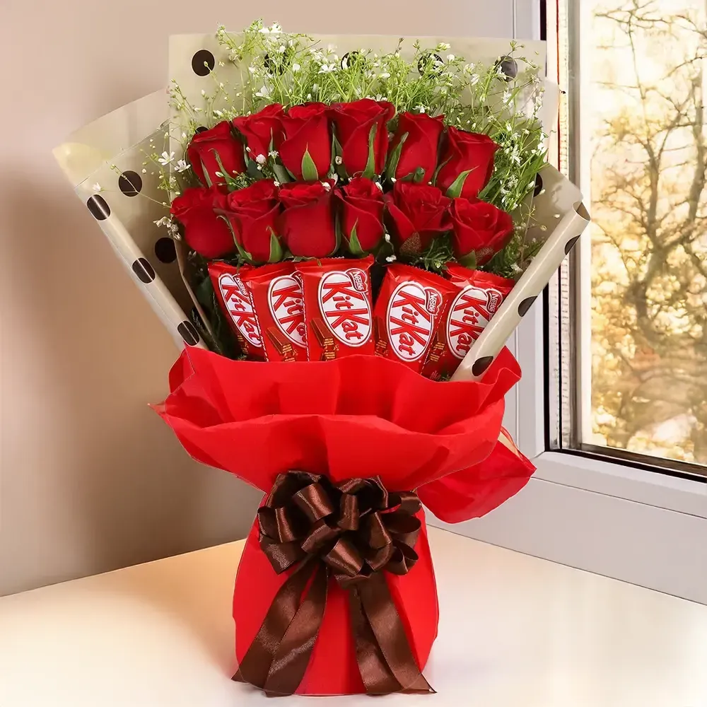 Roses N Kitkat